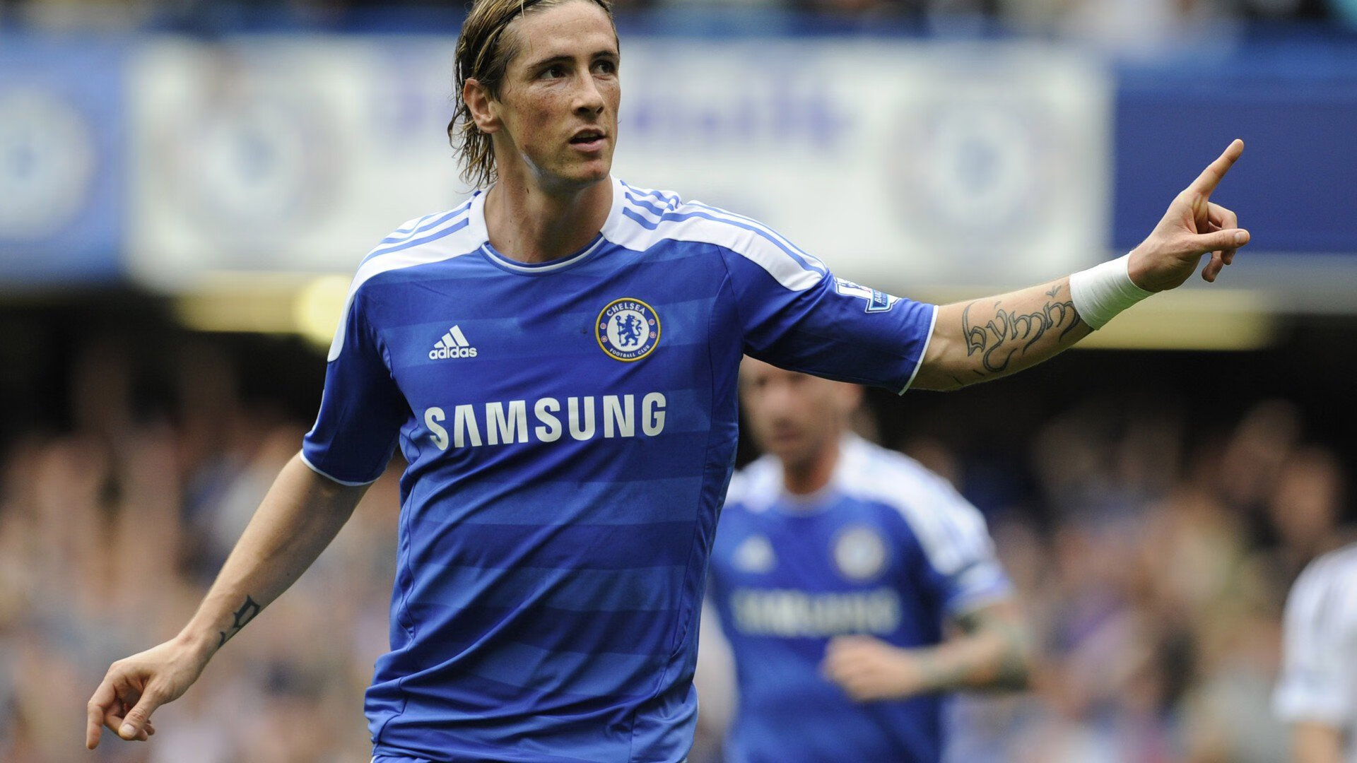 德甲强势反弹：逆境中绽放无限激情！，德甲经典比赛